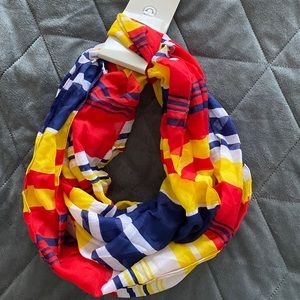 Infinity scarf